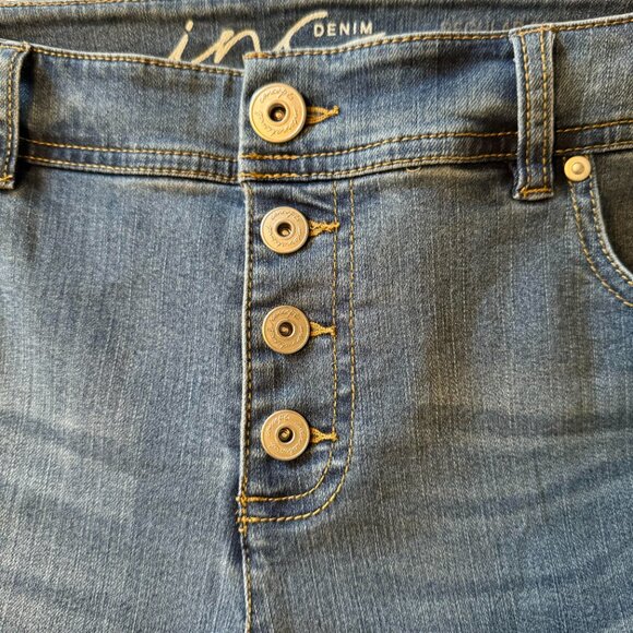 I.N.C. Ankle Length Fringed Denim Cropped Jeans with Button Fly Size 4 - Picture 4 of 7